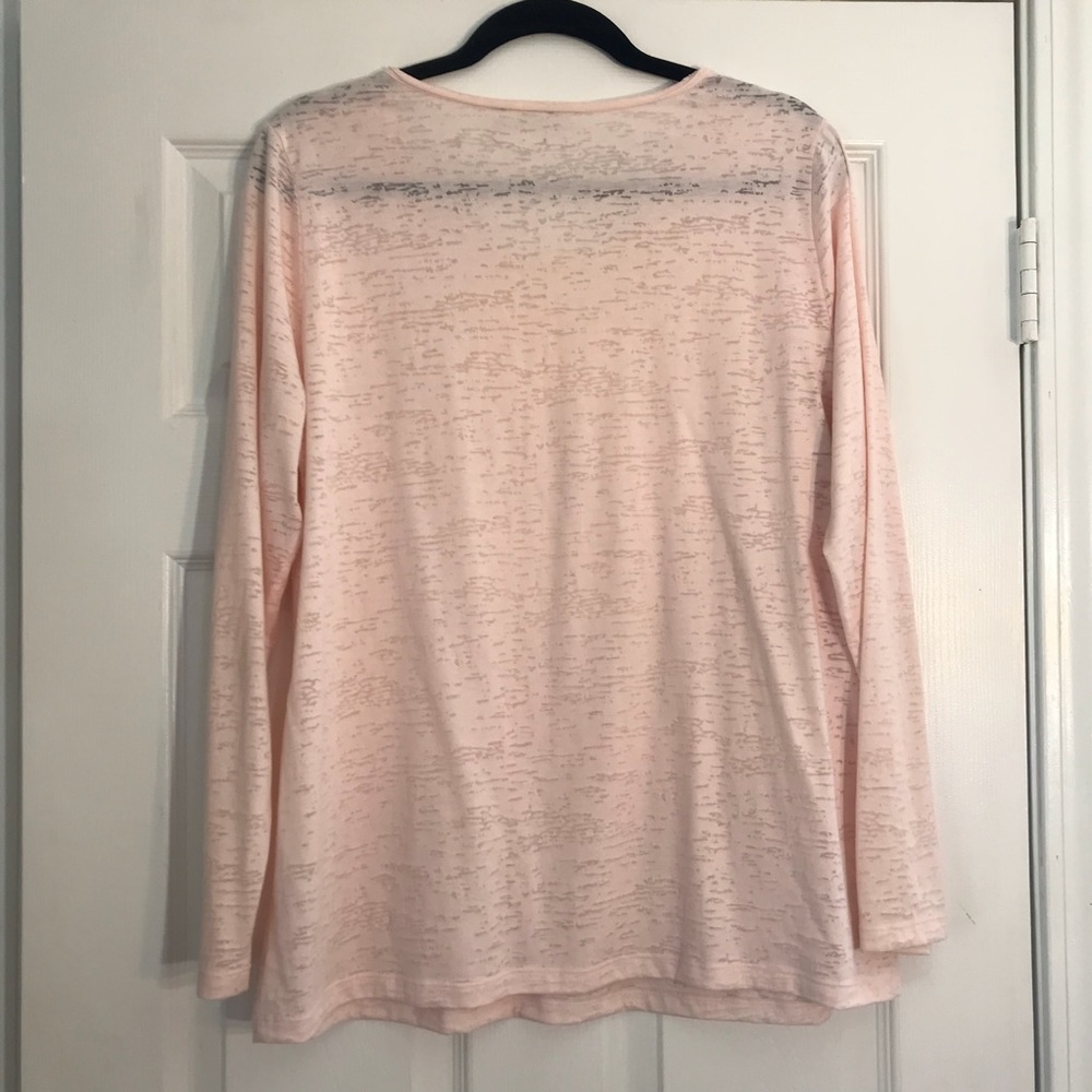 🌸Pink long sleeve top🌸 - Picture 3 of 3